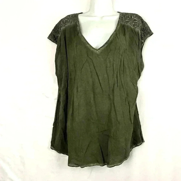 Torrid Washed Challis Lace Top Sz 0 Women's Plus Green V Neck NWT - Picture 11 of 13